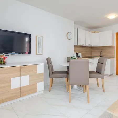 Mare Apartment *